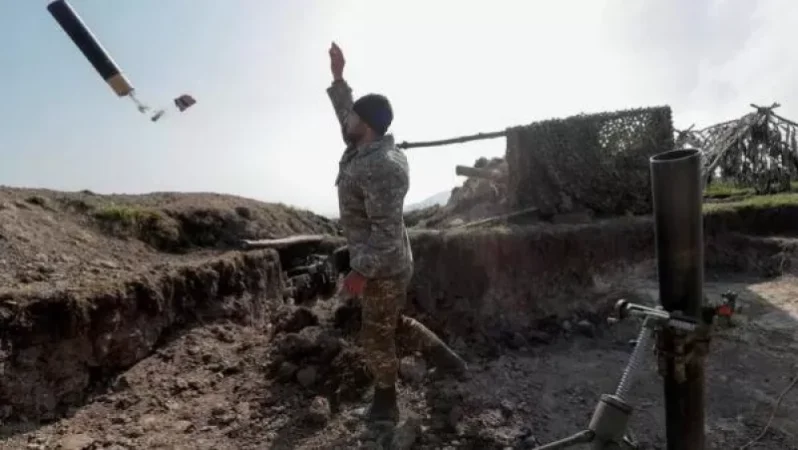 PHOTOS. Reuters Publishes Images from the Nagorno-Karabakh Conflict Frontline