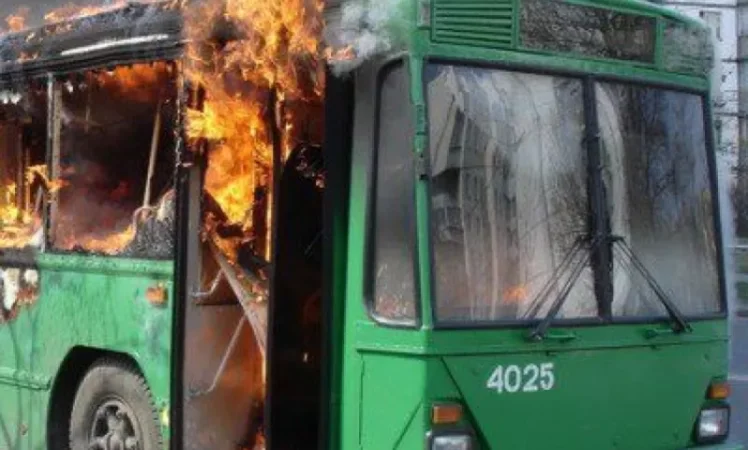 Չարբախում կայծակի հարվածից տրոլեյբուս է այրվել. Արծրուն Հովհաննիսյան