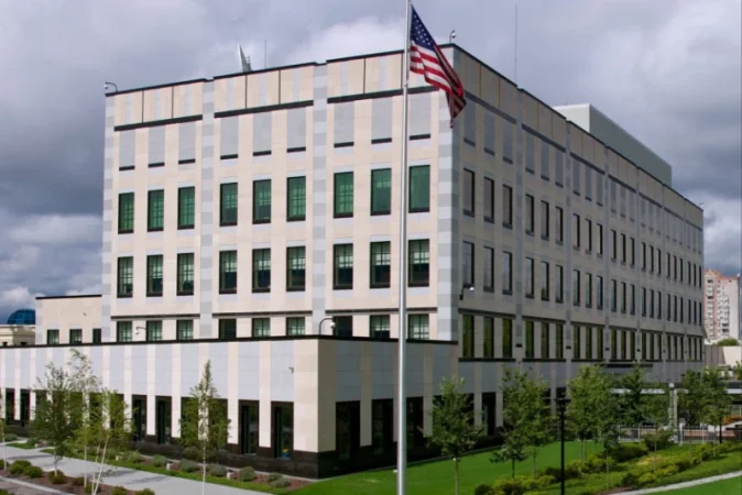 ՀՀ-ում ԱՄՆ դեսպանությունը հաղորդագրություն է տարածել՝ ներգաղթային վիզայի դիմորդների համար