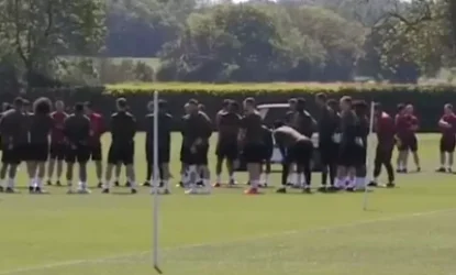 «Արսենալի» ֆուտբոլիստները Մխիթարյանի ծափահարություններով են ընդունել որոշումը