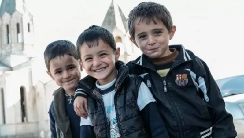 Ժպիտներ Շուշիից