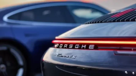 Օգնության անվան տակ Ուկրաինա են ներկրվում շքեղ մեքենաներ