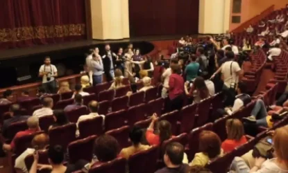 ՈՒՂԻՂ. Դեմ ենք Նազենի Ղարիբյանին. Օպերային թատրոնի անձնակազմը ժողով է հրավիրել