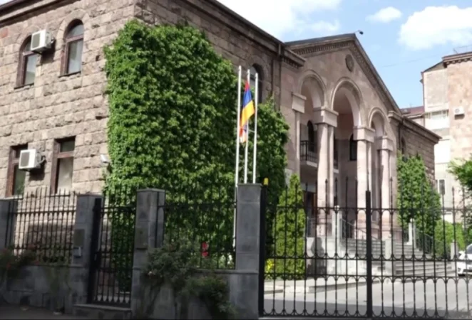 Փակվելո՞ւ է Արցախի ներկայացուցչության շենքը. «Ժողովուրդ»