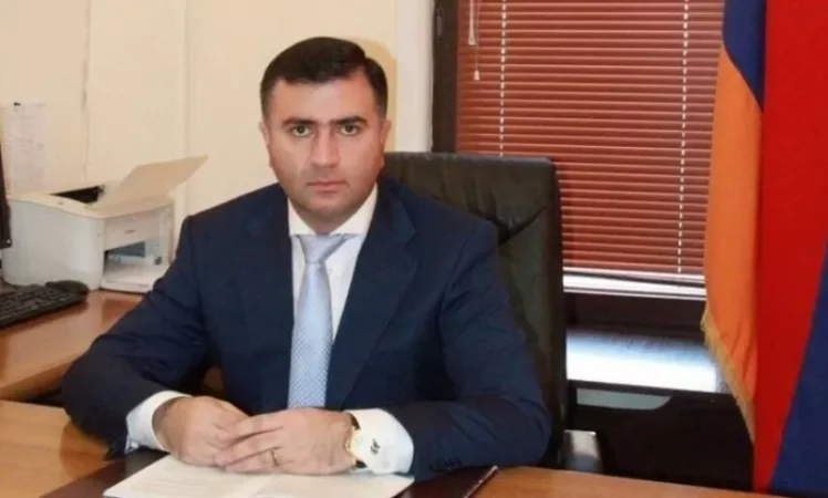 5 անշարժ գույք, 3 ավտոմեքենա և 52 մլն դրամ. Վարչական դատարանի նախագահի ունեցվածքը