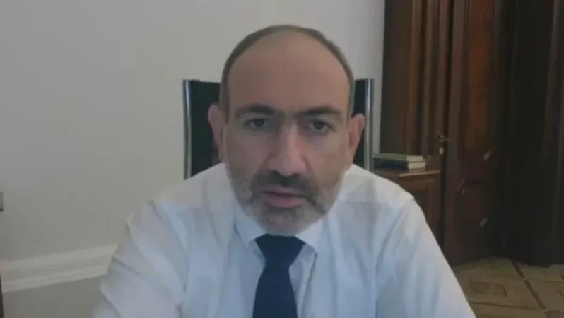 Բոլոր այն մարդիկ, որոնք լքել են իրենց վստահված պոստը, դիրքը, պիտի իմանան, որ իրենք արժանանալու են հանրային պարսավանքի