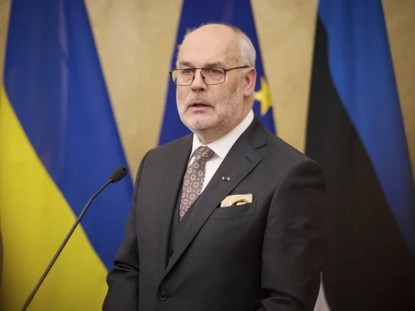 Էստոնիայի նախագահը խոստացել է  «ծնկի բերել» Պուտինին և Ռուսաստանին