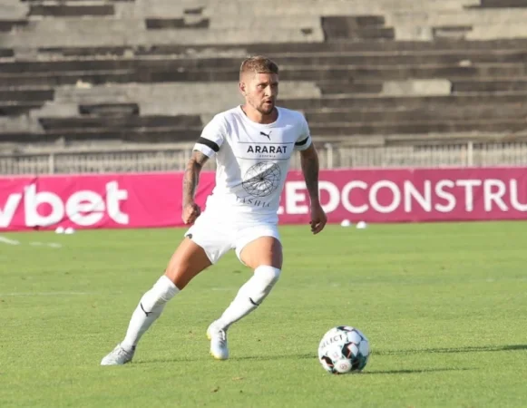 Ալեմաոն հեռացավ «Արարատ-Արմենիայից»