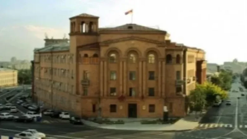ALERT: Bomb Threat at Police Department 6