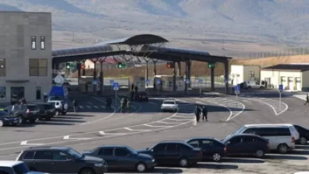 Վրաստանը բացում է ցամաքային սահմանները