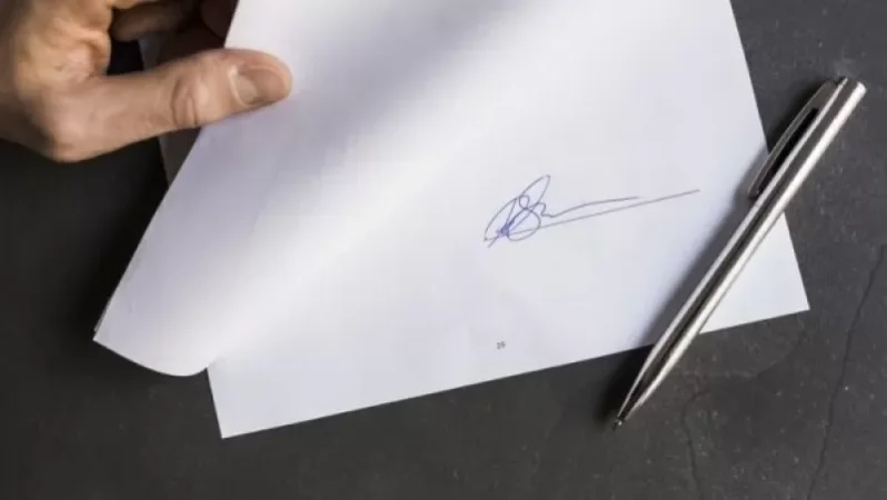 «Հրապարակ». Հայտնի է, թե ով  հաջորդը հրաժարական կտա  Արցախում