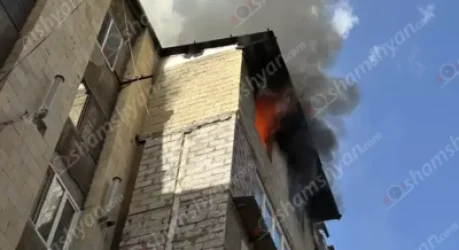 Խոշոր հրդեհ՝ Կոմիտասի շենքերից մեկում. ըստ տանտիրոջ՝ պայթել է 3 կգ գազաբալոնը