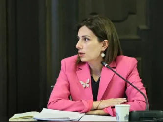 Առողջապահության նախարարը հիվանդանոցում քարոզչություն է արել. «Ժողովուրդ»