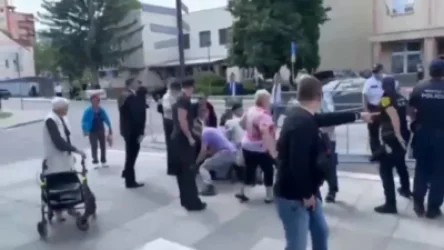 ՏԵՍԱՆՅՈՒԹ. Սլովակիայում տղամարդը 4 անգամ կրակել է երկրի վարչապետին. նա հոսպիտալացվել է