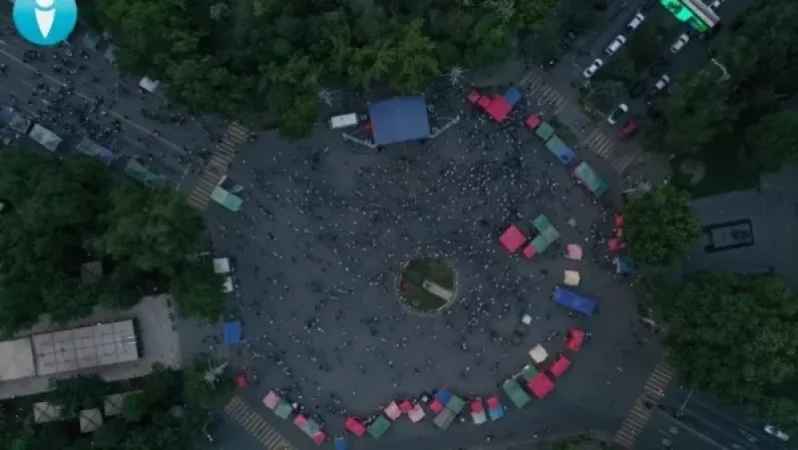 20:02-ի դրությամբ Ֆրանսիայի հրապարակում և հարակից տարածքներում գտնվել է շուրջ 2350 մարդ. ԻՔՄ