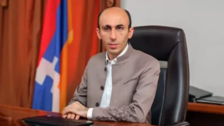 Այս պահին արյունալի ցեղասպանությունը պետք է դադարեցնել. պետք է շատ արագ որոշումներ կայացնել որքան էլ դրանք ծանր լինեն. Բեգլարյան