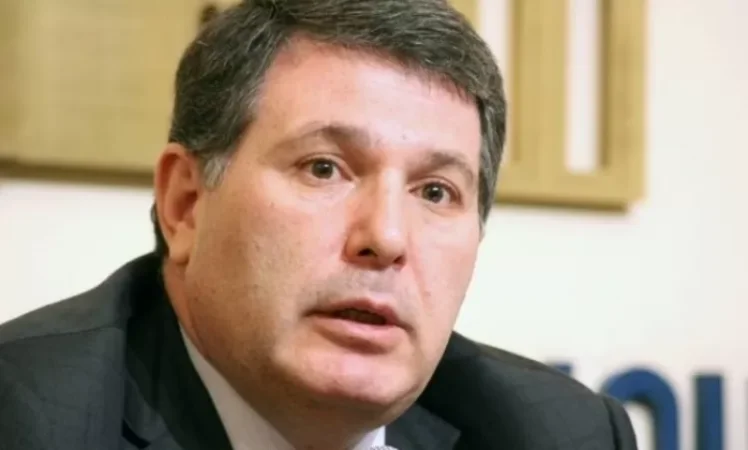 Պատգամավորները համառորեն չեն գալիս Աժ․Արամ Հարությունյանը մնաց անձեռնմխելի