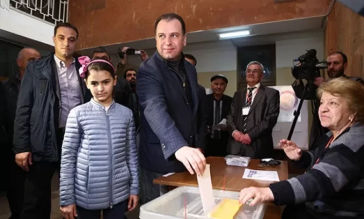 Քվեարկել եմ սև ու սպիտակի չբաժանված Հայաստանի համար․ Վիգեն Սարգսյան