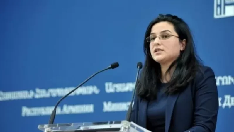 Այս պահին վավեր ՀՀ դիվանագիտական անձնագիր ունի 1127 անձ. Աննա Նաղդալյան