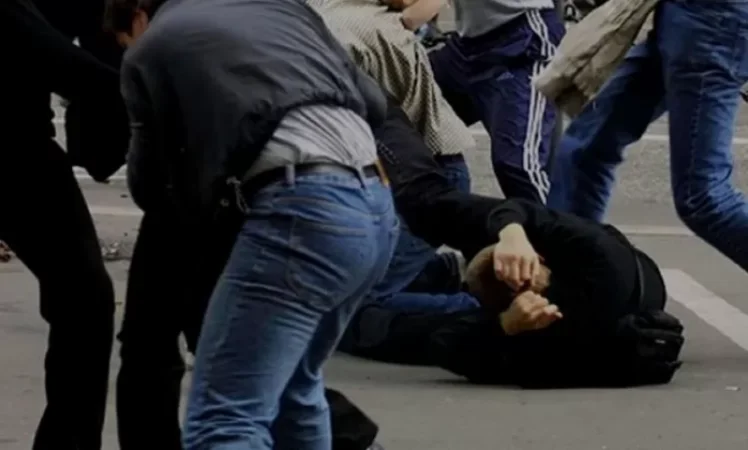 Ինչ է տեղի ունեցել Քաշաթաղում. Բաբայանի գրասենյակը պարզաբանում է հայտնի ծեծկռտուքը