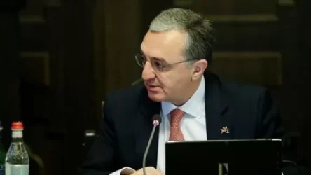 «Հրապարակ». Աշխատակազմի ղեկավարը մեծավարի խորհուրդ է տվել Զոհրաբ Մնացականյանին. վերջինս զարմացել է