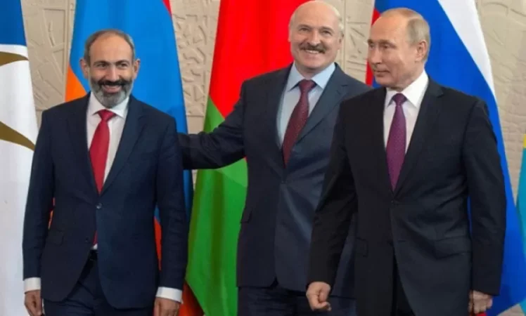 Նիկոլ ինչո՞ւ ես լռում, վախենո՞ւմ ես քննդատել Պուտինին․ Լուկաշենկո