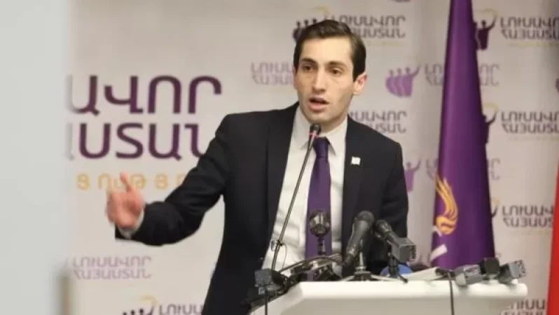 Քաղաքապետարանը հարկեր չի վճարել` պետությանը մեծ վնաս պատճառելով. Դավիթ Խաժակյան