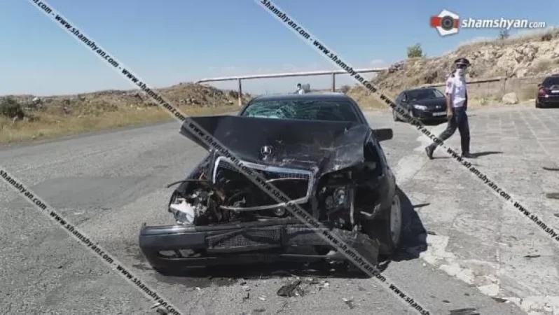 Ավտովթար՝ «Շիրակ» ֆուտբոլային ակումբի ֆուտբոլիստի Infiniti-ի և պայմանագրային զինծառայողի Mercedes-ի մասնակցությամբ