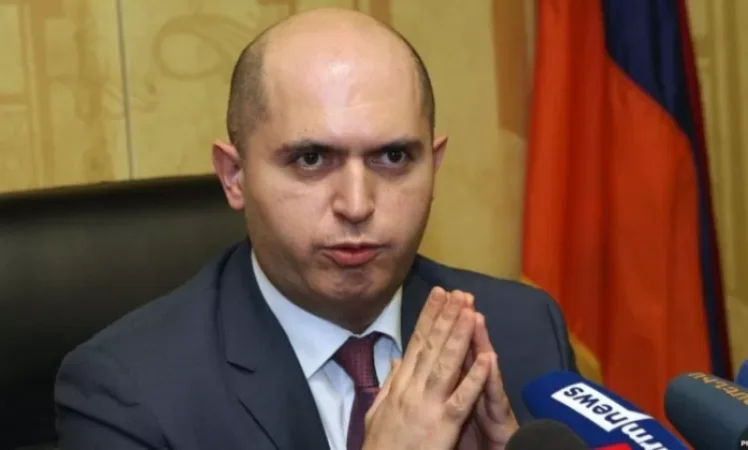 Փաշինյանը տարօրինակ և վտանգավոր հայտարարություն է անում․ Աշոտյան