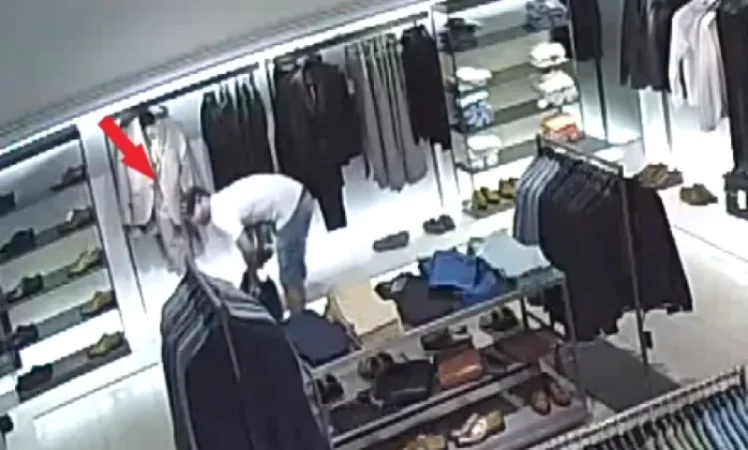 VIDEO: Attempted Robbery at Clothing Store