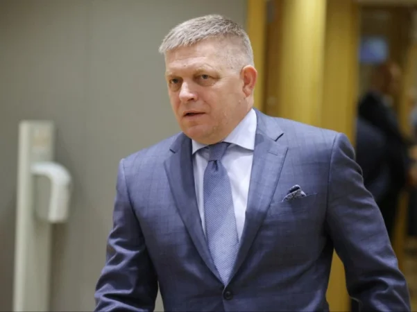 Սլովակիայի վարչապետը, որի դեմ օրեր առաջ մահափորձ էր կատարվել, գիտակցության է եկել