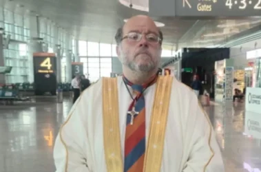 Բագրատ Սրբազանը ֆրանսահայ լրագրող Լեո Նիկոլյանին կոչ արեց դադարեցնել հացադուլը, իսկ ԱԱԾ–ին՝ Լեո Նիկոլյանին անձամբ հանդիպել