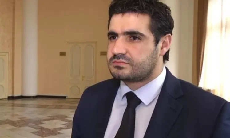 Արման Եղոյանն ազատվել է վարչապետի մամուլի քարտուղարի պաշտոնից