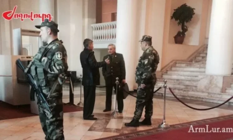 Կառավարության շենքում ԱԱԾ-ն խիստ հսկողություն է սահմանել. Որն է պատճառը