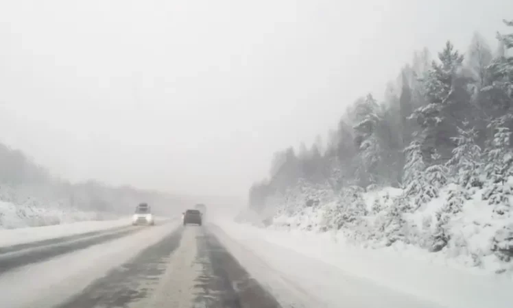 Բուք է Սևանի թերակղզուց մինչև Դիլիջանի թունել ճանապարհին