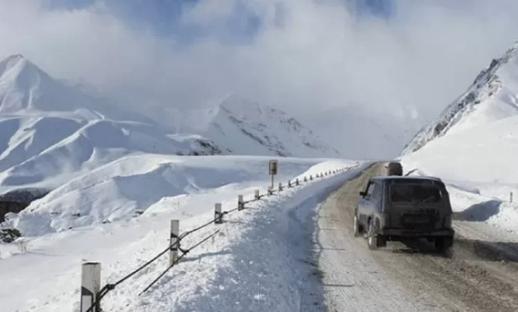 ԹԱՐՄԱՑՎԱԾ. Մերկասառույց, փակ և դժվարանցանելի ճանապարհներ