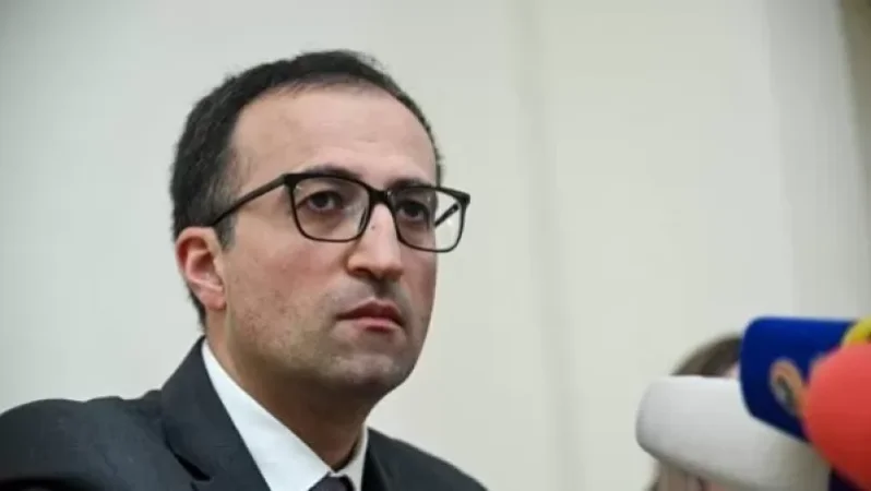 «Չե՞ք հոգնել, հարգելի՛ ընդդիմադիր գործընկերներ»․ Արսեն Թորոսյանը` ընդդիմադիրներին