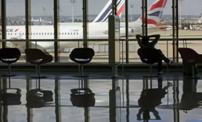 Լրագրողուհու կոշիկի պատճառով Փարիզի օդանավակայանը մասամբ տարհանվել է