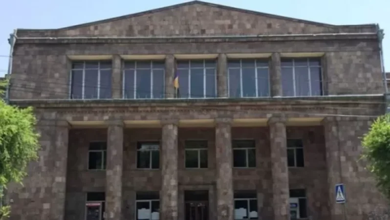 Ֆիզկուլտ ինստիտուտի նկուղում հայտնաբերվել է 62 մմ տրամաչափի ականանետի ական՝ մարտական գլխիկով