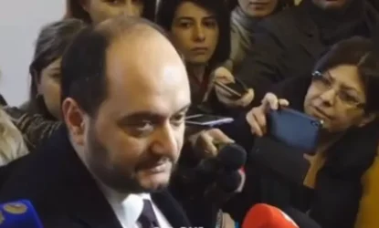 ՏԵՍԱՆՅՈՒԹ․ Դասղեկական ժամը հոգևոր քարոզ իրականացնելու համար չէ․ Արայիկ Հարությունյանը՝ քահանայի հետ միջադեպի մասին