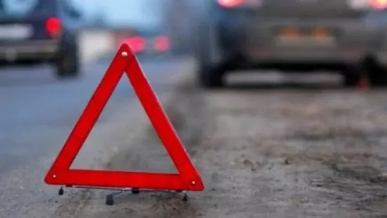 «Toyota Camry» ավտոմեքենան դուրս է եկել երթևեկելի հատվածից և բախվել արգելապատնեշին. վարորդը տեղում մահացել է