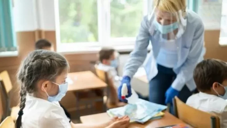 Ուսումնական հաստատությունների անձնակազմի շրջանում հաստատվել է կորոնավիրուսի 56 դեպք. ԱՆ