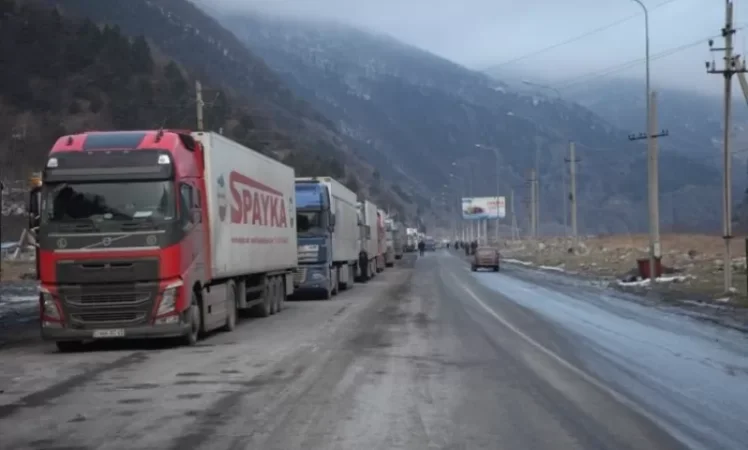 Stepantsminda-Lars Road Open