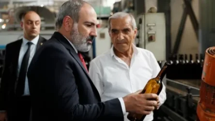 Փաշինյանը հանդիպել է գործարար Մելիք Մանուկյանի հետ, այցելել «Սարանիստ» ընկերություն