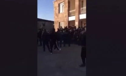 ՏԵՍԱՆՅՈՒԹ․ Հրմշտոց՝ ոստիկանների և ցուցարարների միջև Արշալույս գյուղում