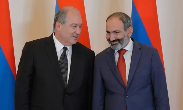 Արմեն Սարգսյանը գործում է վարչապետին համահունչ. Իրավունք