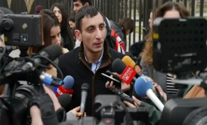 Խորհուրդ կտամ իր իրական գործով զբաղվի,ոչ թե ընկնել ԶԼՄ-ների հետեւից. Փ.Ֆահրադյան-Հ.Հակոբյան