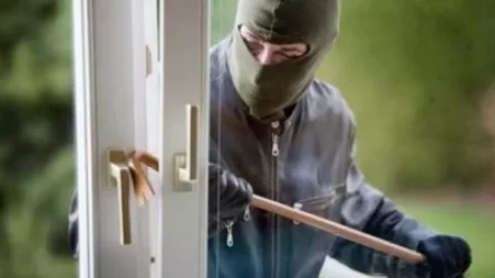 Թալանել են Մասիսի քաղաքային գրադարանը և «Մանկապատանեկան ստեղծագործական կենտրոնը»