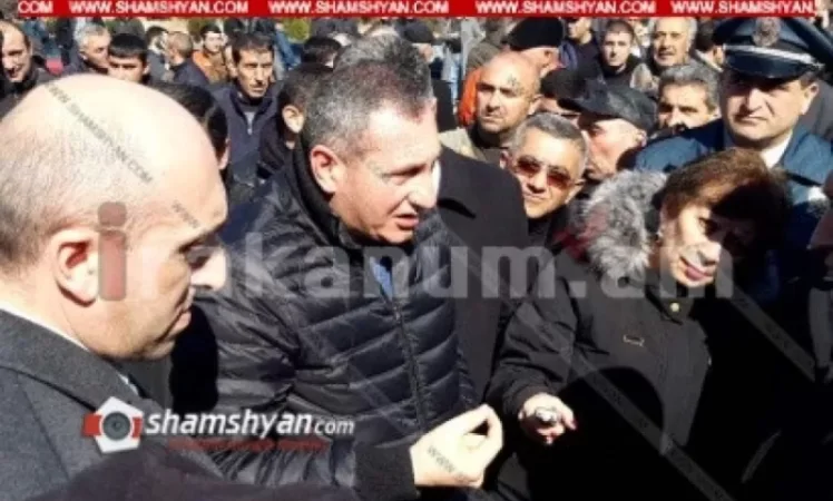 Բողոքի ակցիա․ Երևան-Թբիլիսի երկաթգիծը կաթվածահար է եղել