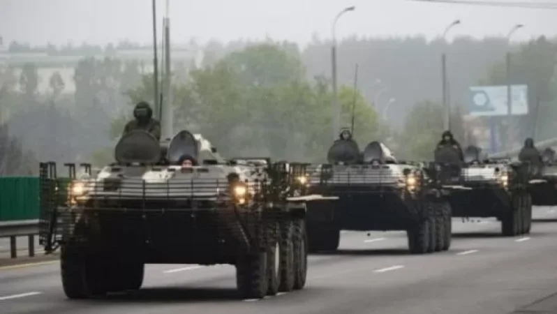 Մինսկի կենտրոնում զրահամեքենաներ են բերվել ցուցարարներին դիմակայելու նպատակով